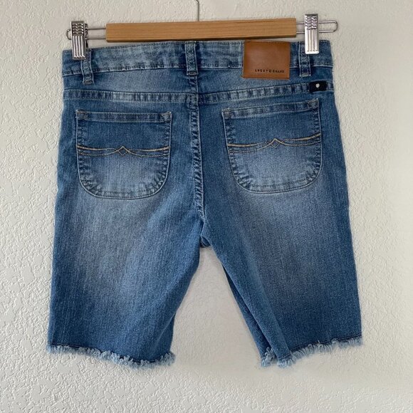 Lucky Brand Shorts Girls Denim Classic Bermuda Button Fly Jean Medium Wash Sz 12 - Picture 4 of 4